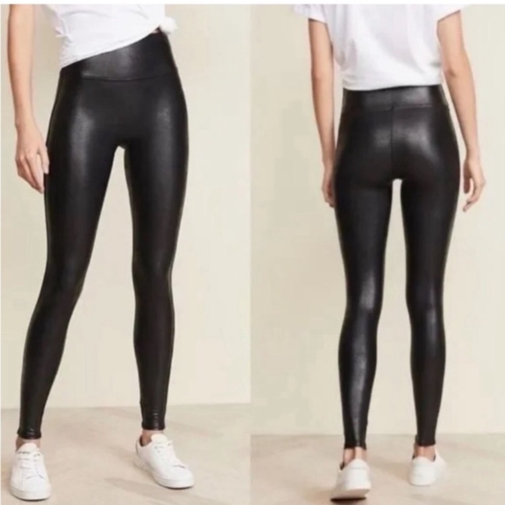 SPANX Faux Leather leggings Womens medium